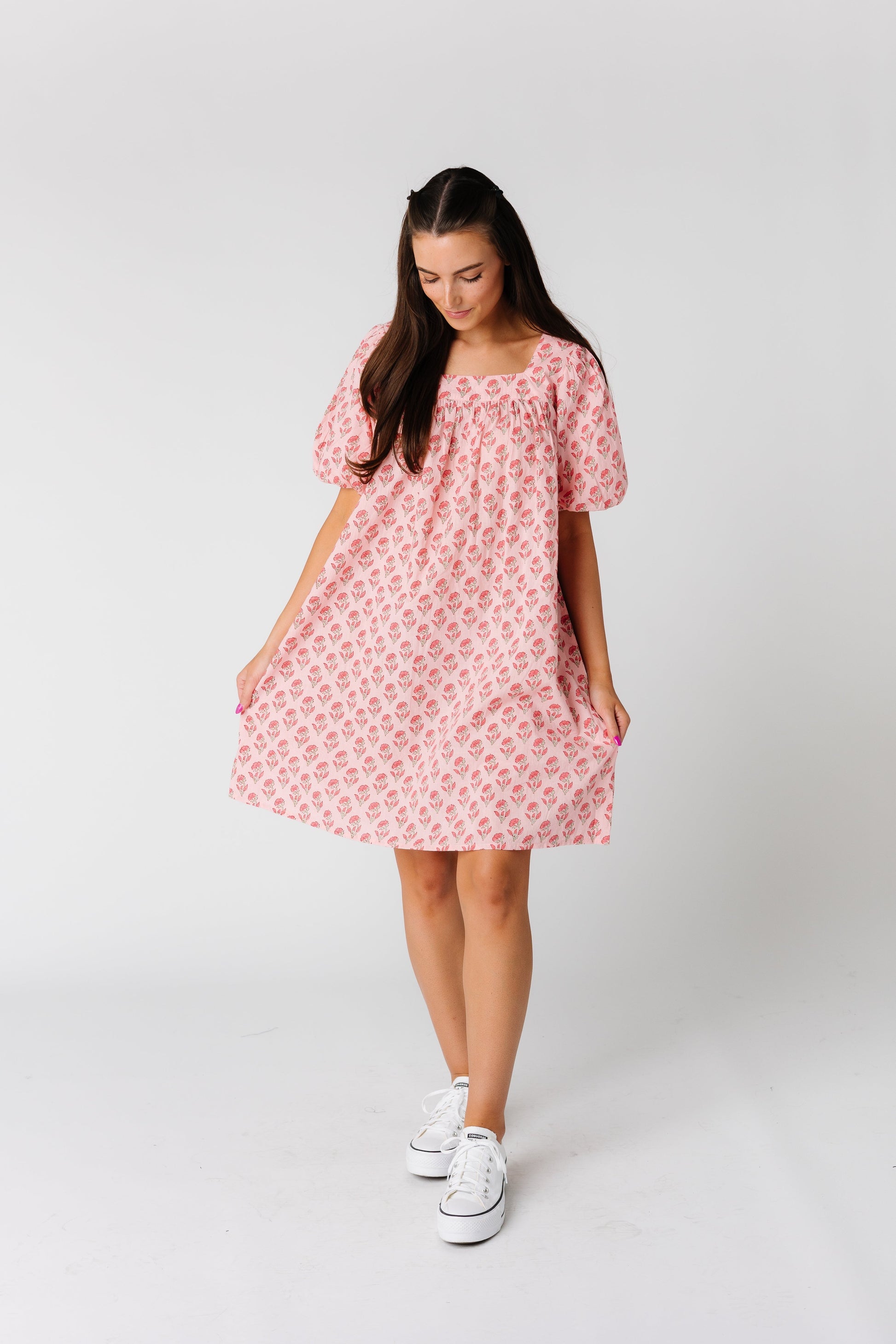 Isle knee length pink print dress