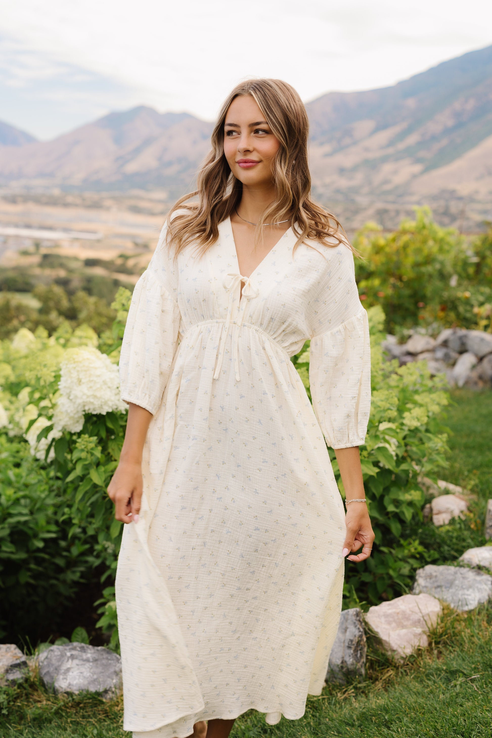 Women Brass & Roe Brass & Roe The Gauze Tie Front Dress Cream/Blue / S