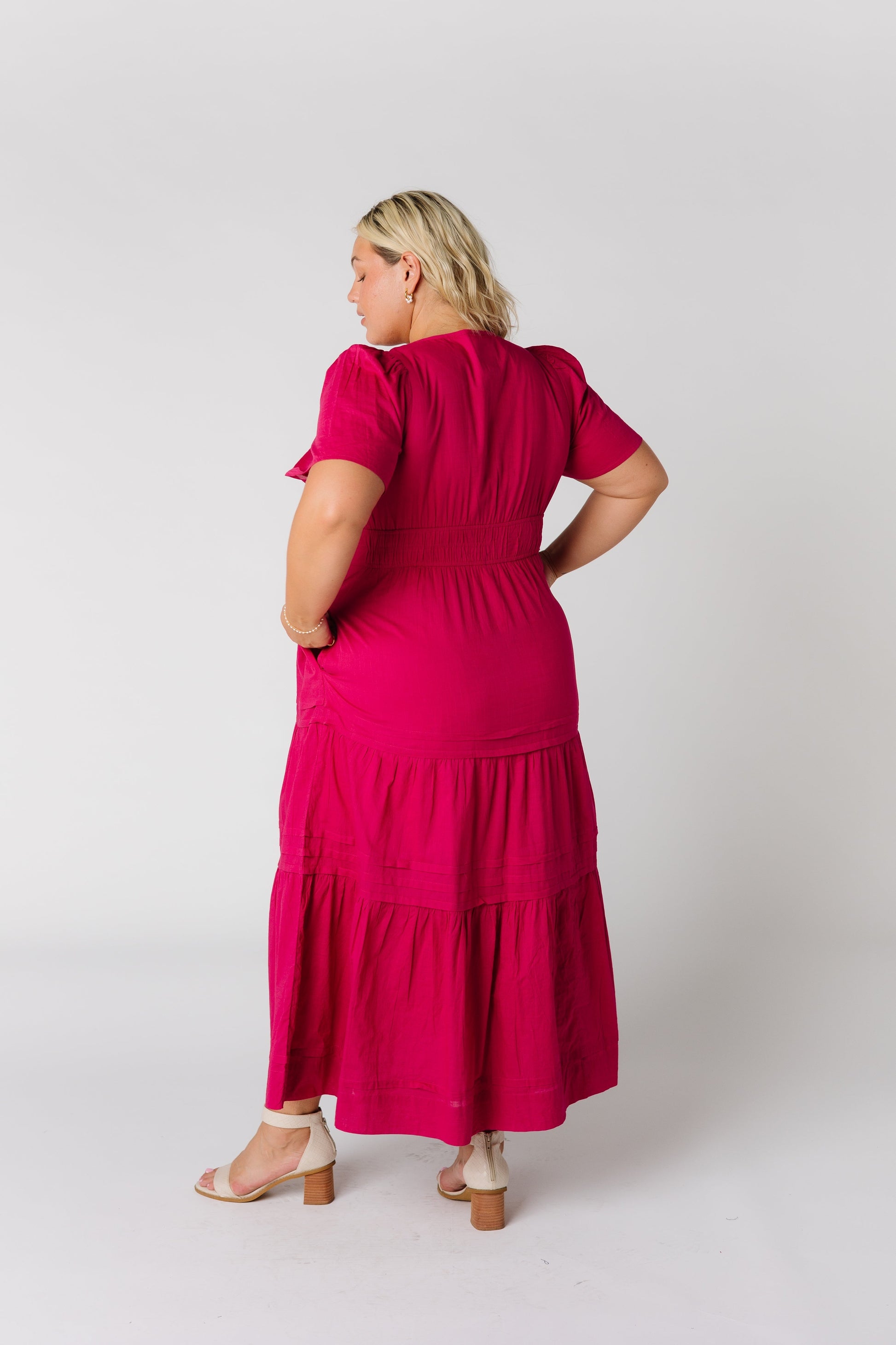 Citrus - Shae Plus size maxi dress in magenta