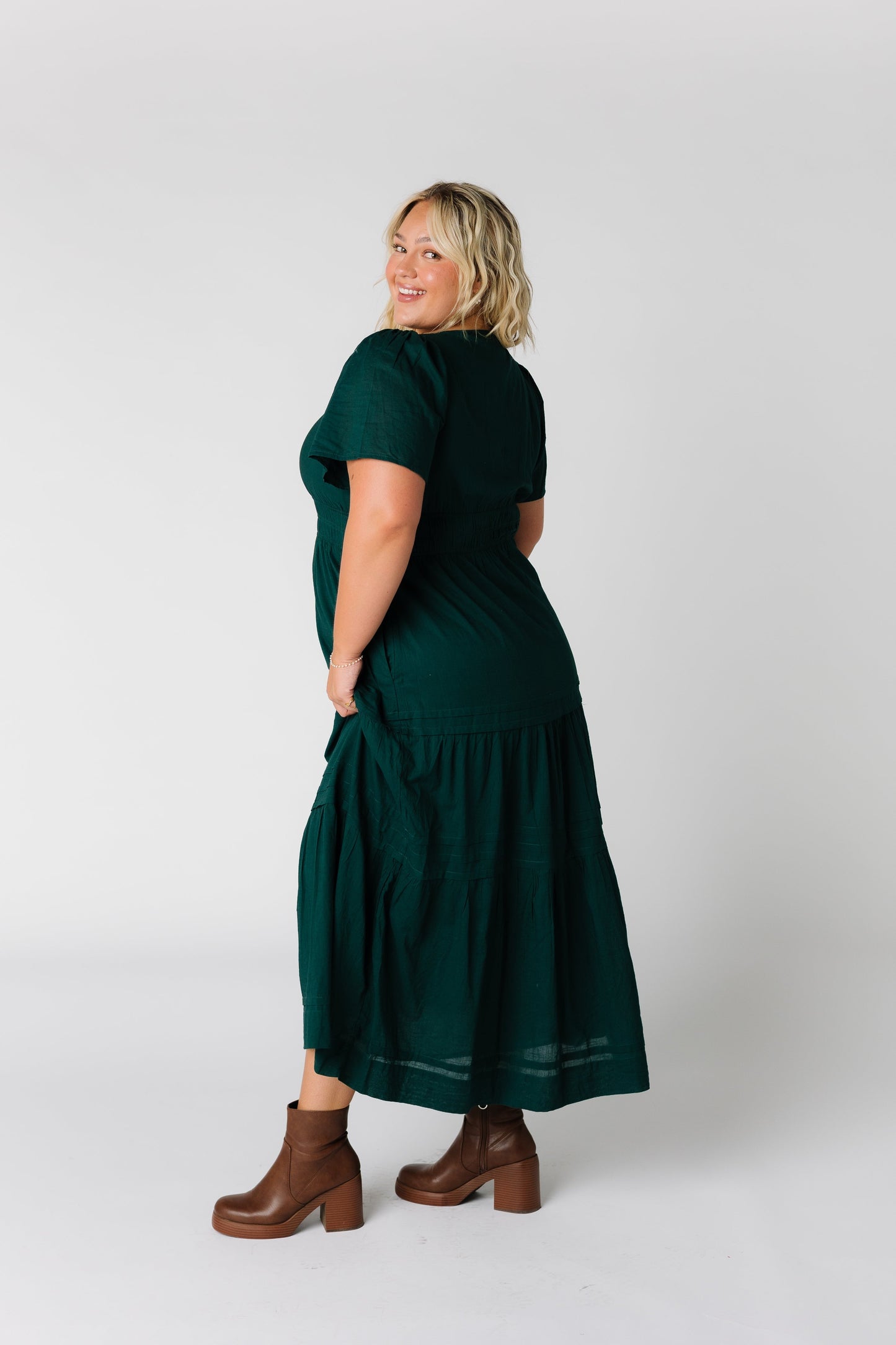 Citrus - Shae plus size maxi in emerald green