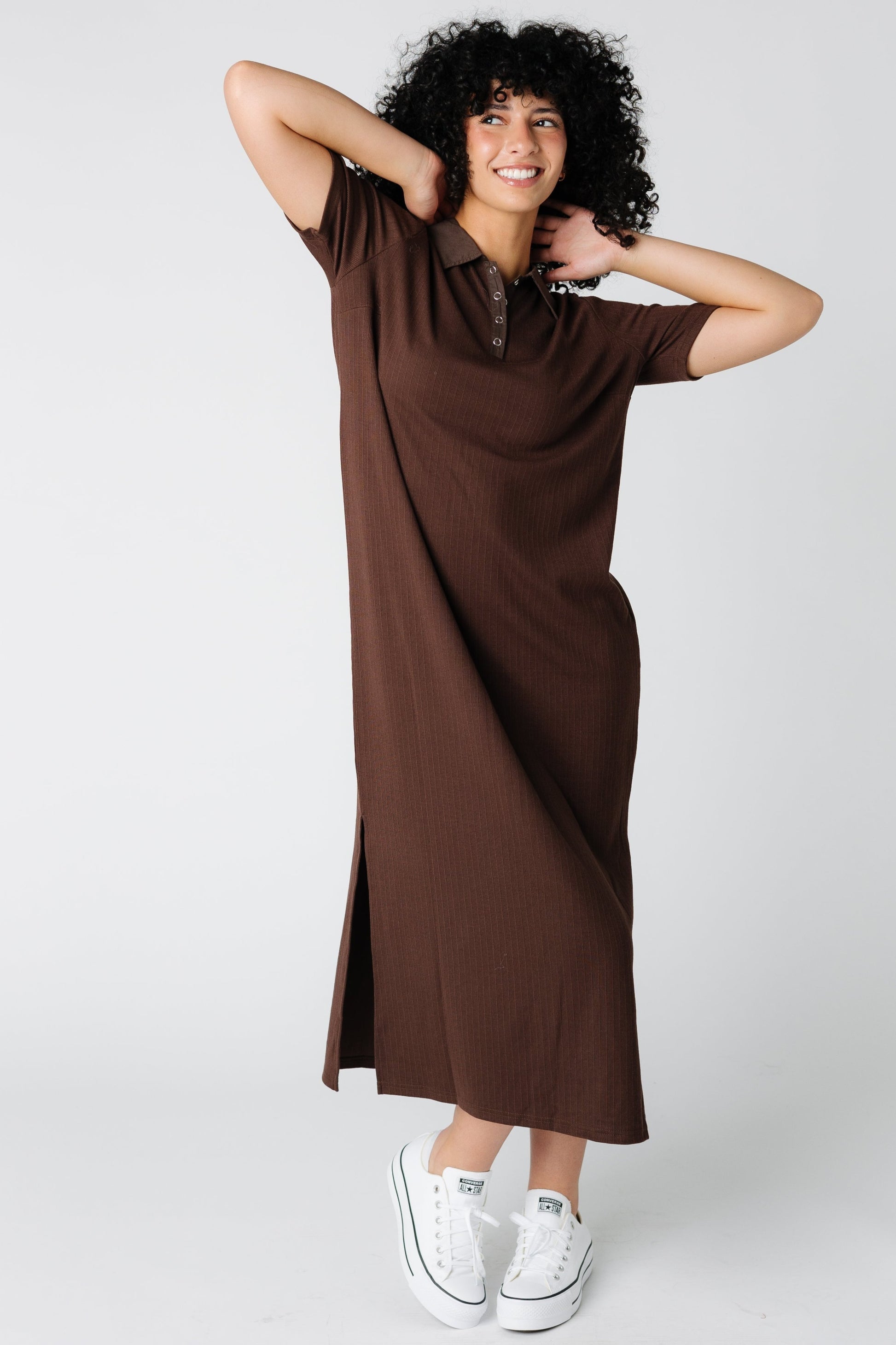 Brown midi dress with short button placket and pointed collar