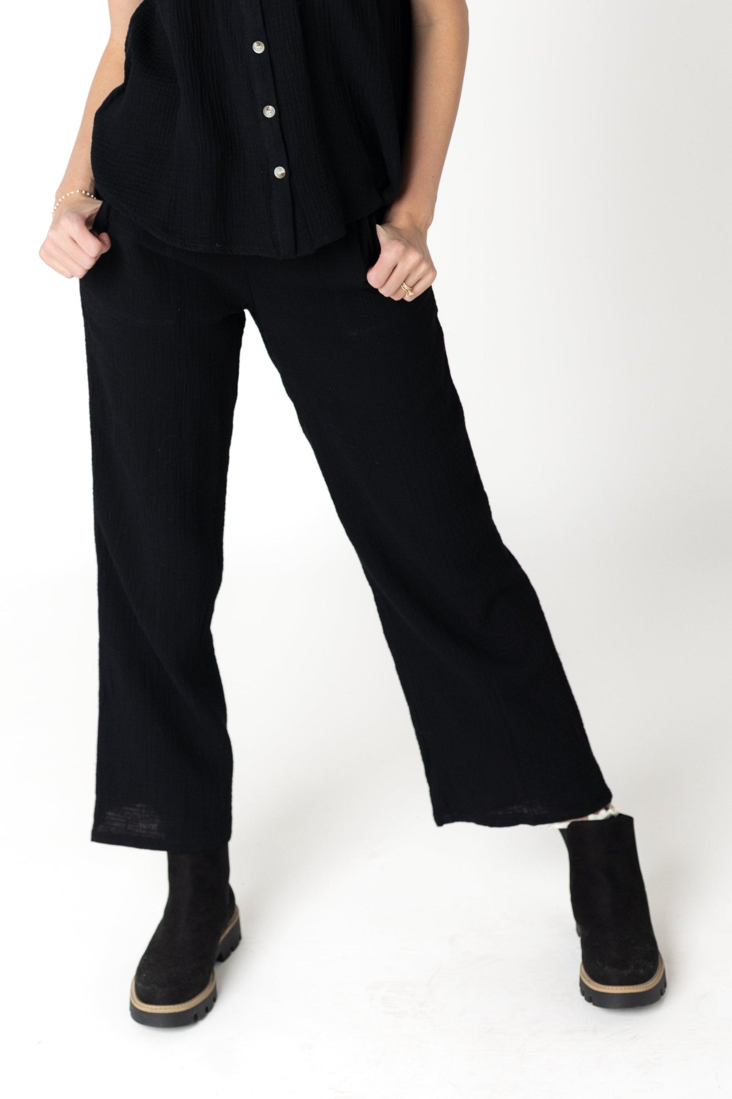 Modest wide leg gauzy black pant