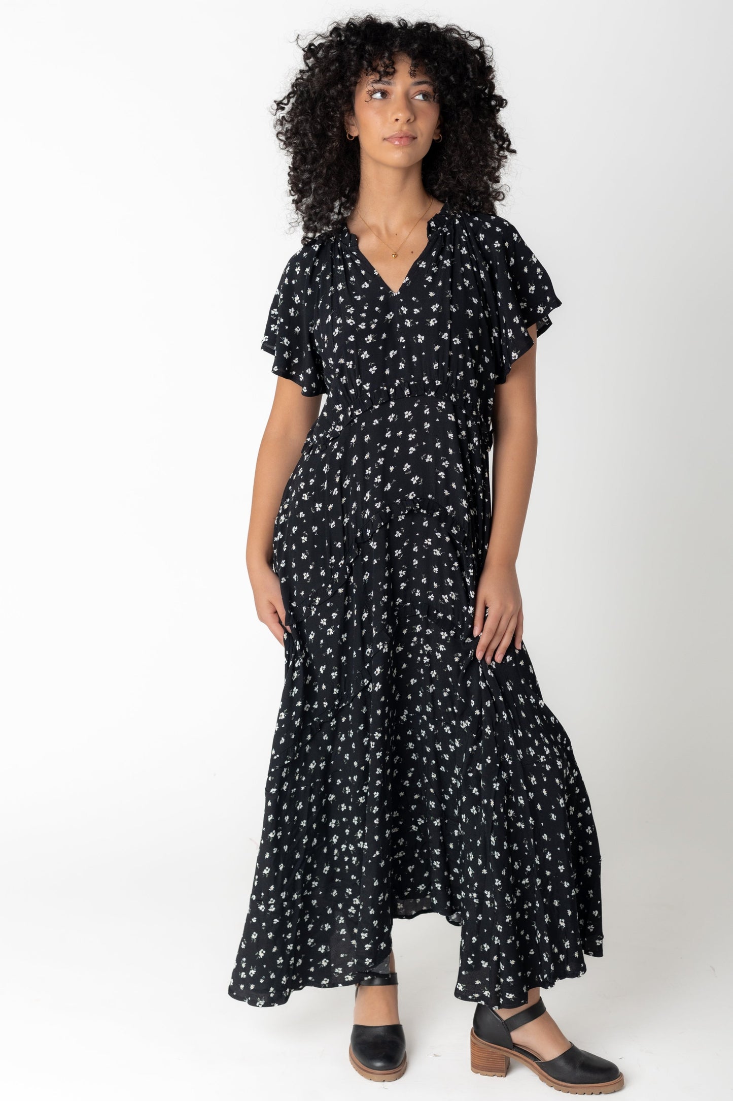 V-neck black print midi dress with short sleeves