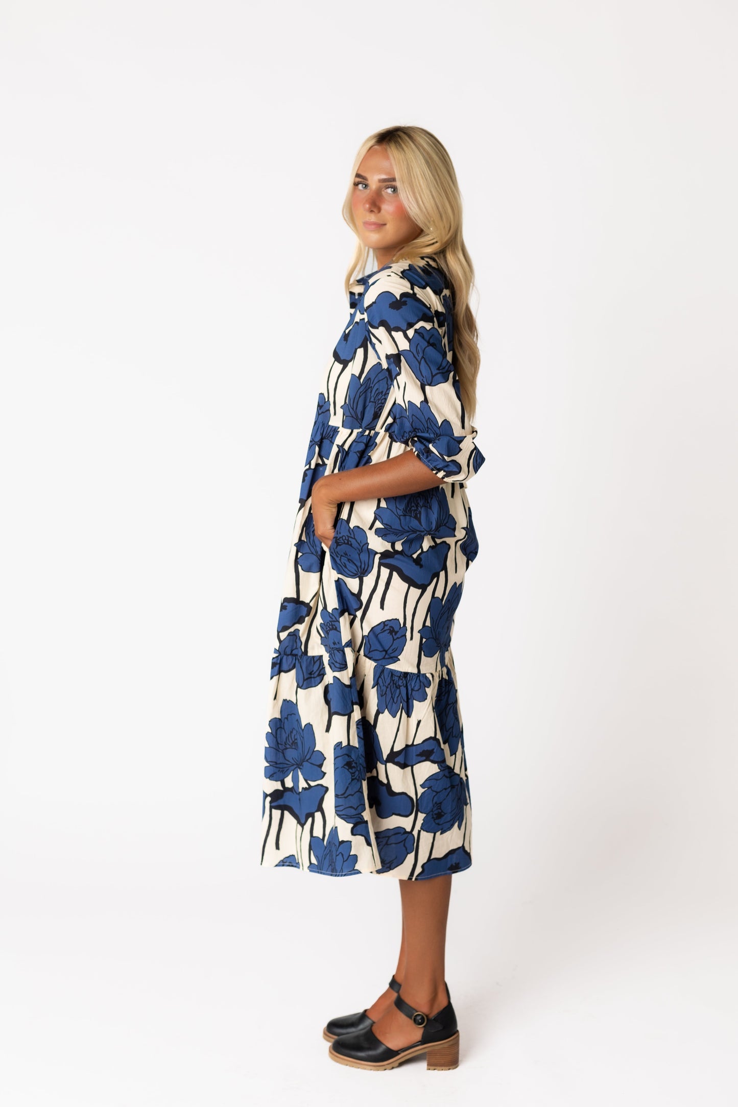 Loose fitting bold print midi dress