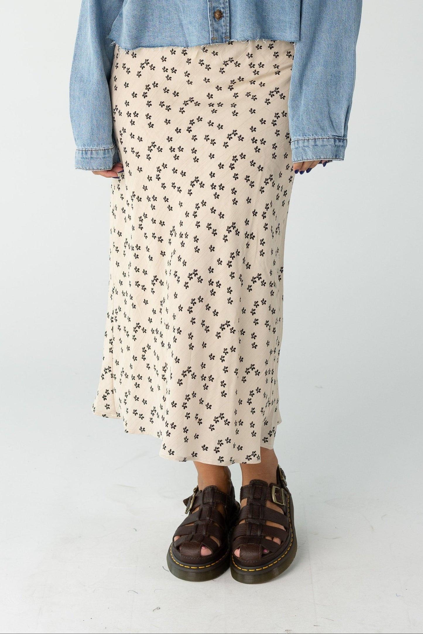 Brass & Roe The Ellie Midi Skirt for women and tens in tan print