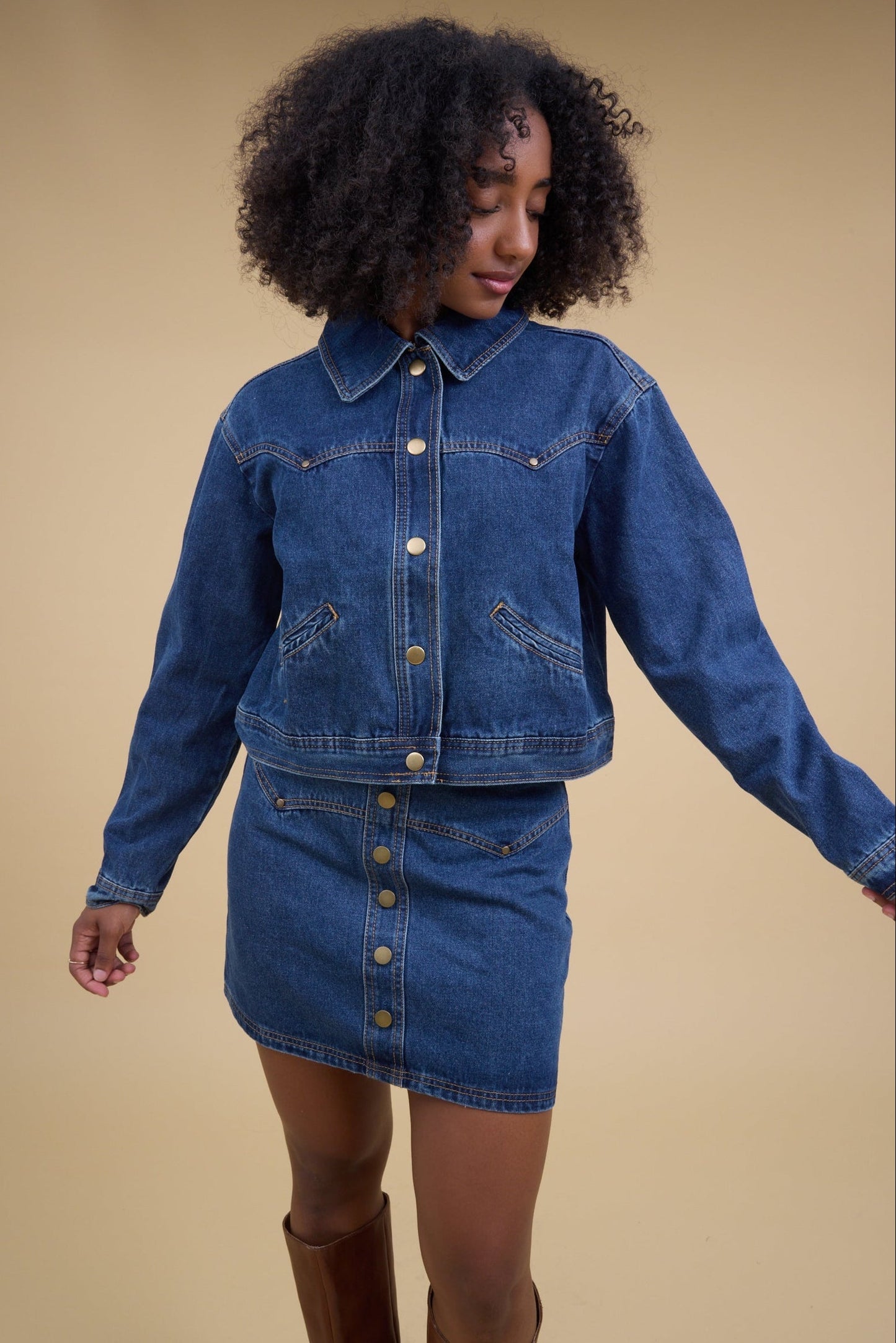 Button Down Indigo Denim Jacket WOMEN'S JACKETS Miou Muse 