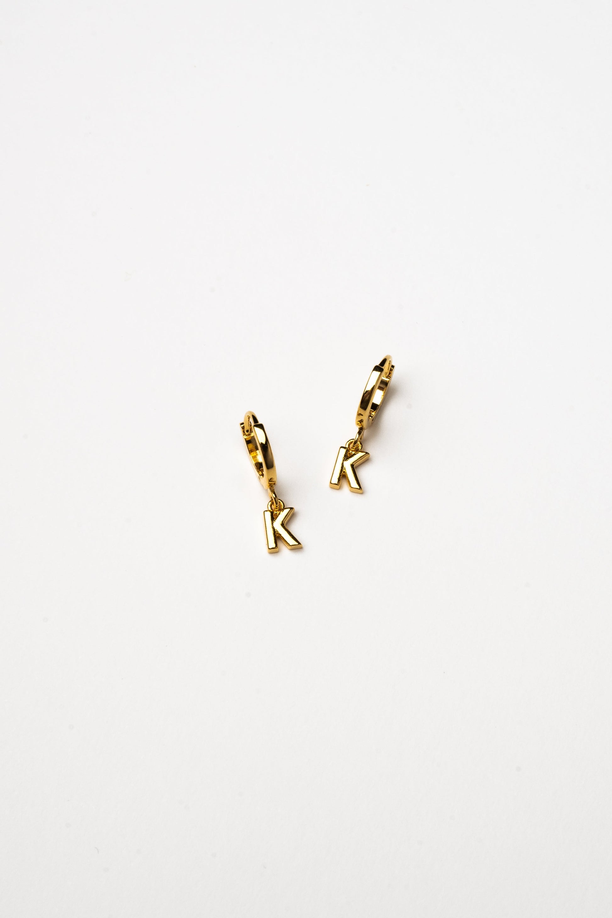 Cove Initial Letter Huggie Earrings WOMEN'S EARINGS Cove Accessories K 18k Gold Plated 