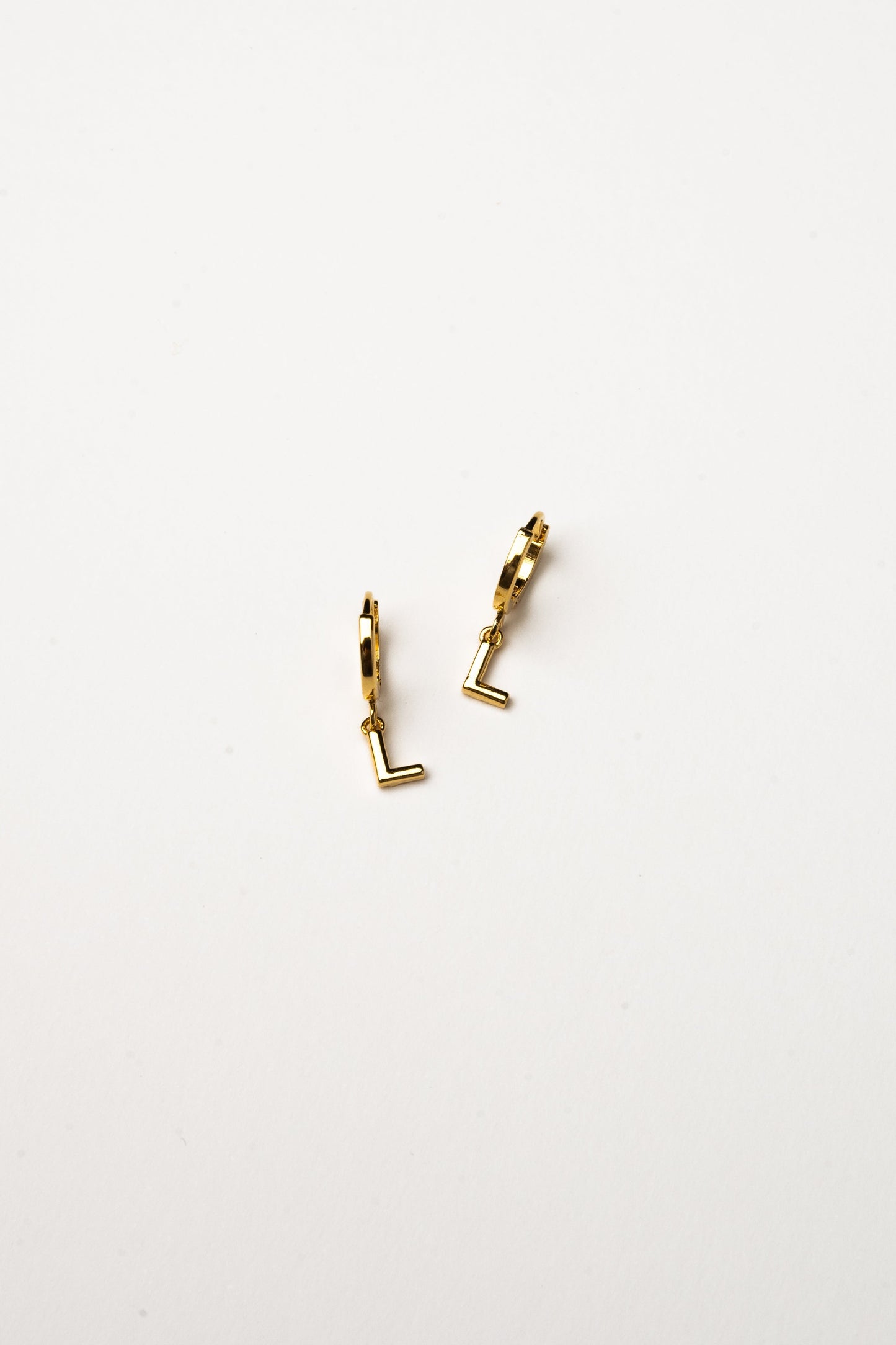 Cove Initial Letter Huggie Earrings WOMEN'S EARINGS Cove Accessories L 18k Gold Plated 