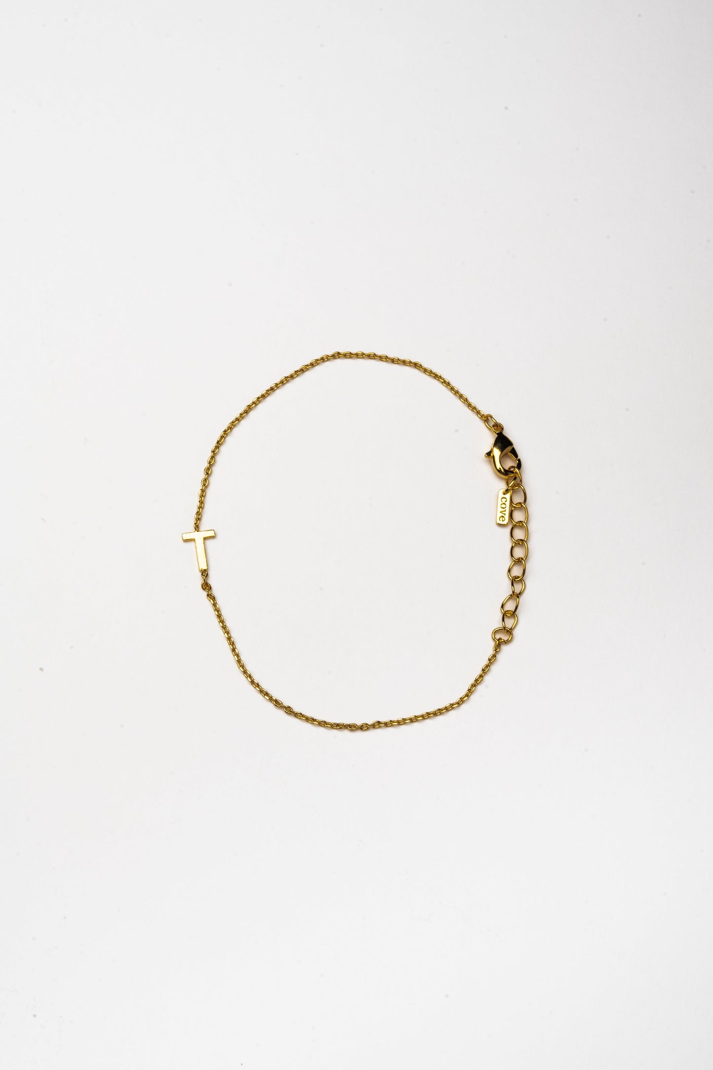 Cove Initial Bracelet WOMEN'S BRACELET Cove Accessories 18k Gold Plated 7" + 1" extender T