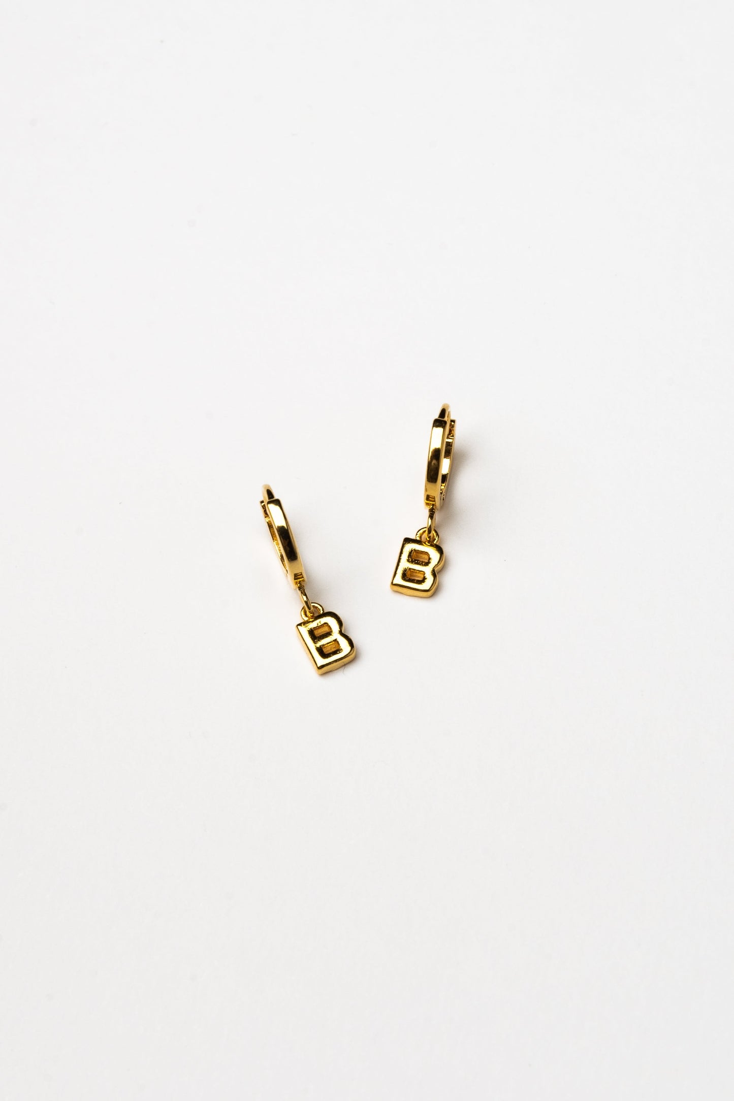 Cove Initial Letter Huggie Earrings WOMEN'S EARINGS Cove Accessories B 18k Gold Plated 