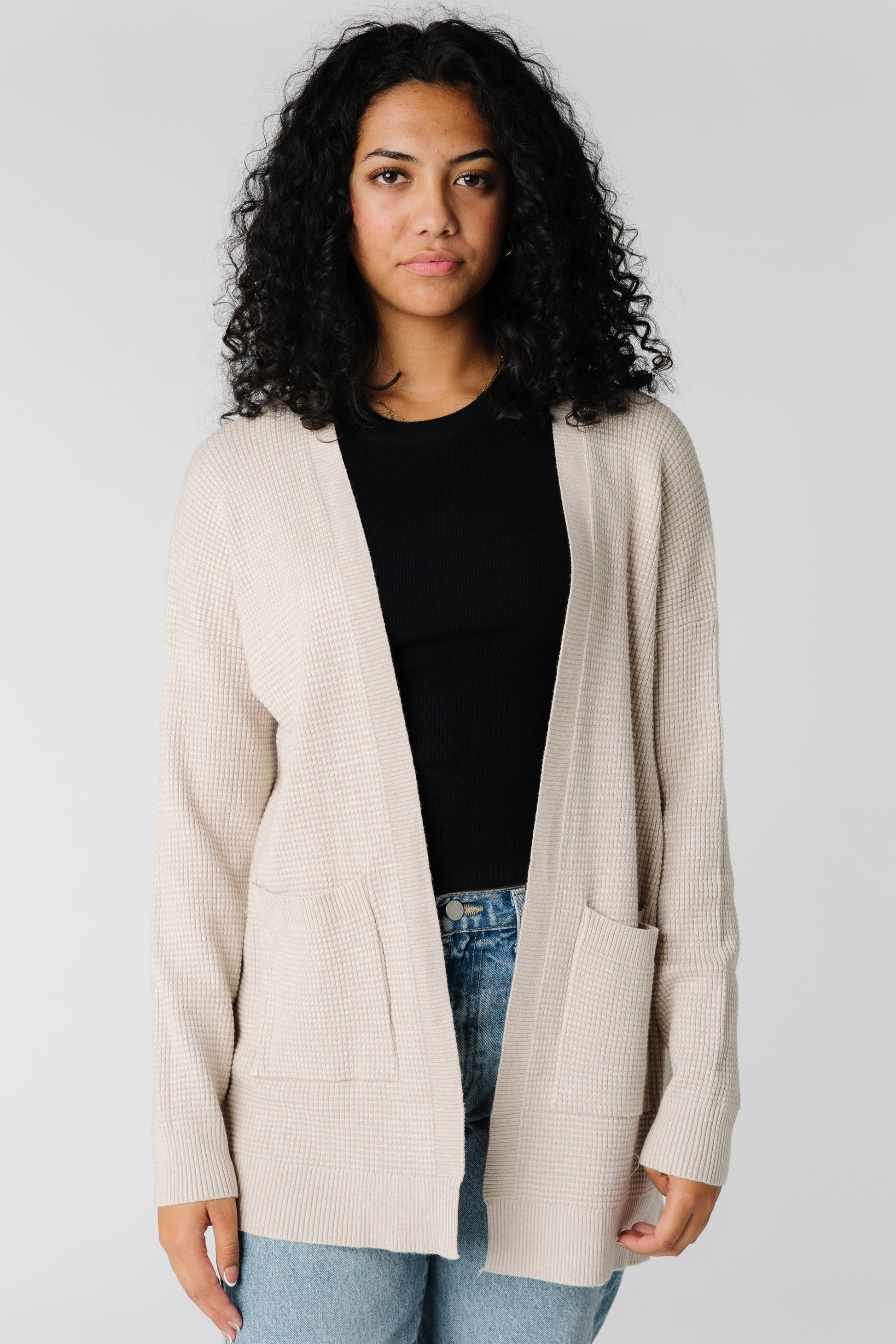 Long sleeve open cardigan with pockets in warm grey