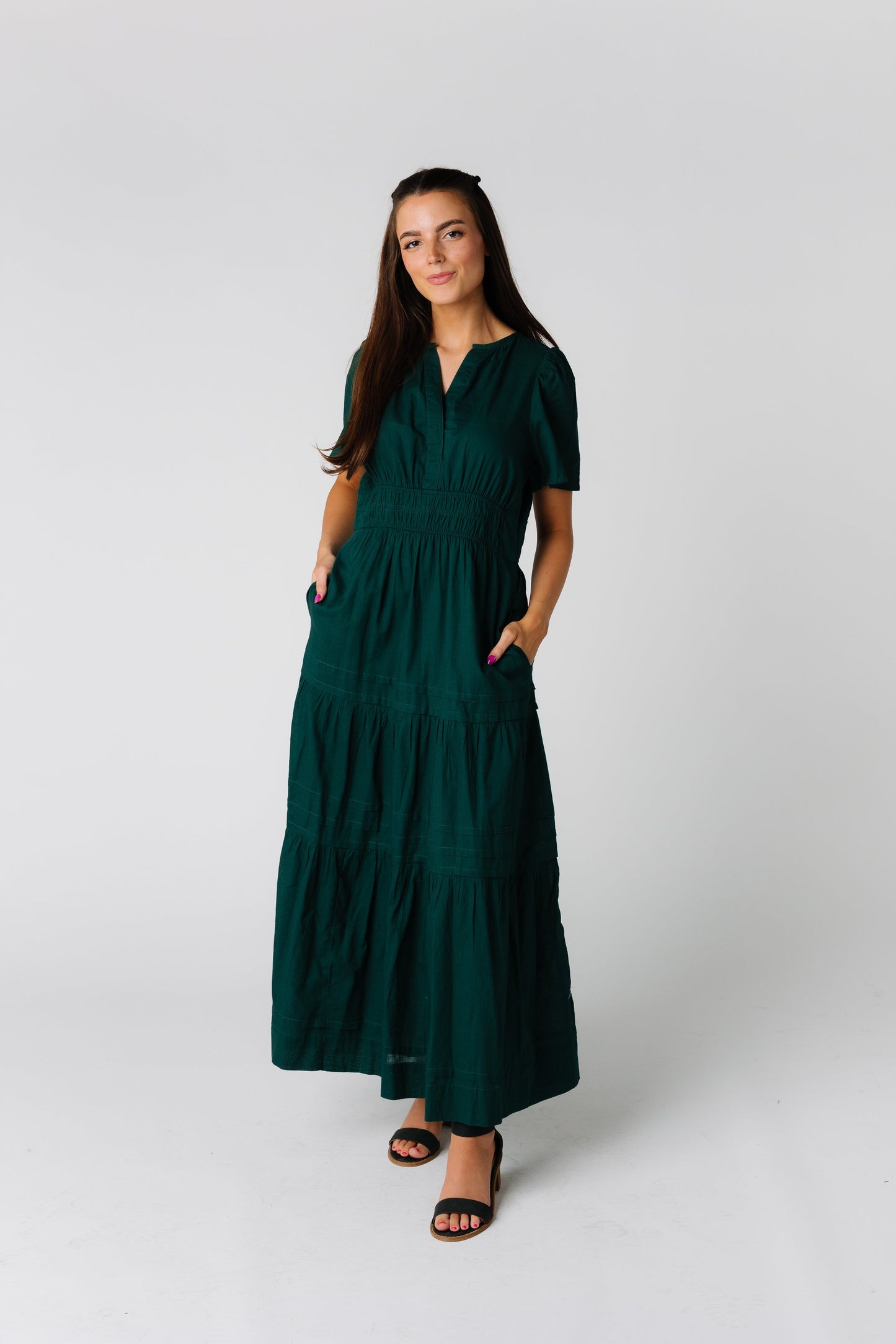 Citrus - Shae modest emerald short sleeve maxi dress with gathered tiers 