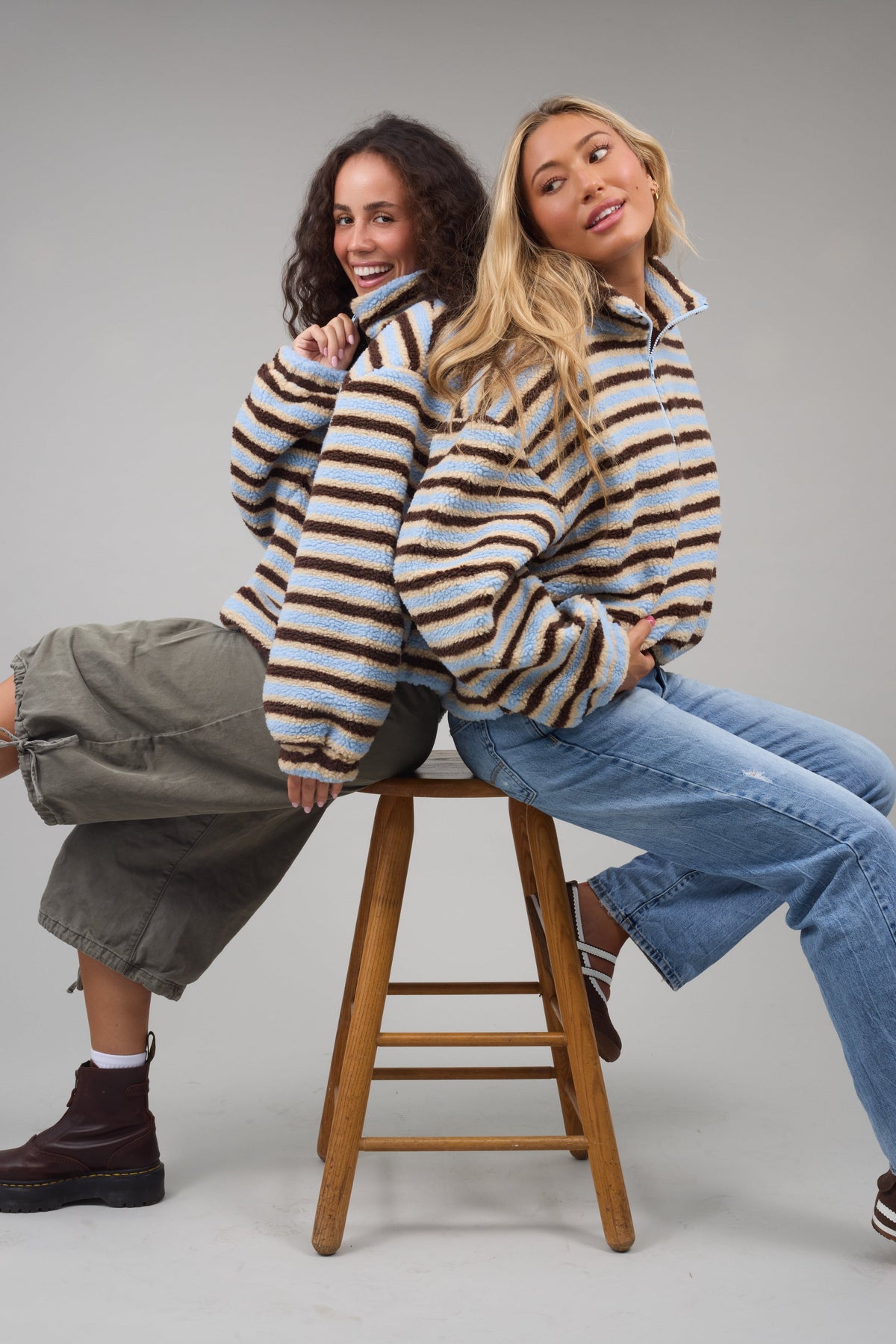 Striped Sherpa Pullover WOMEN'S TOP Called to Surf Blue/Brown S 