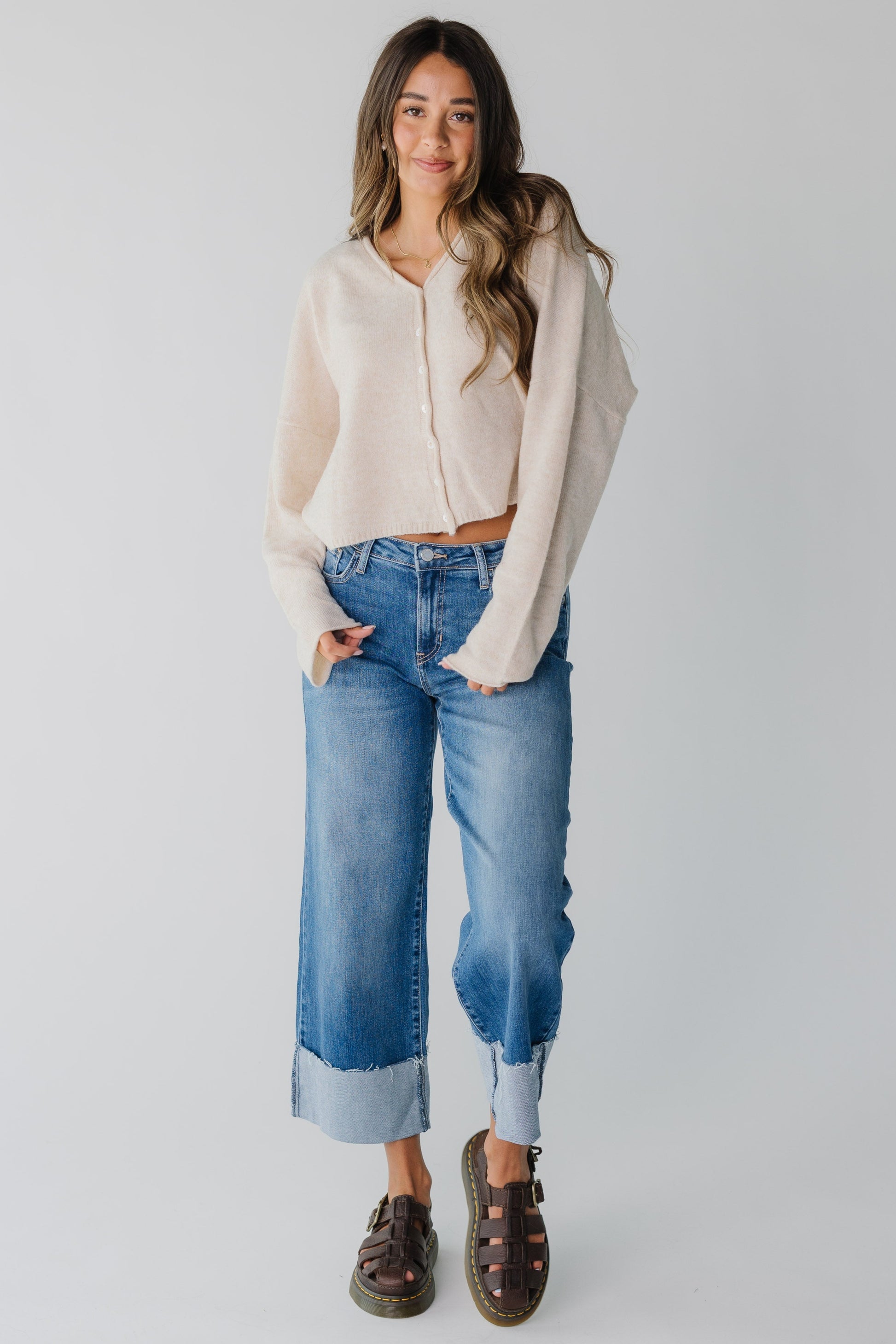 Modest women's cropped jeans with mid rise waist 