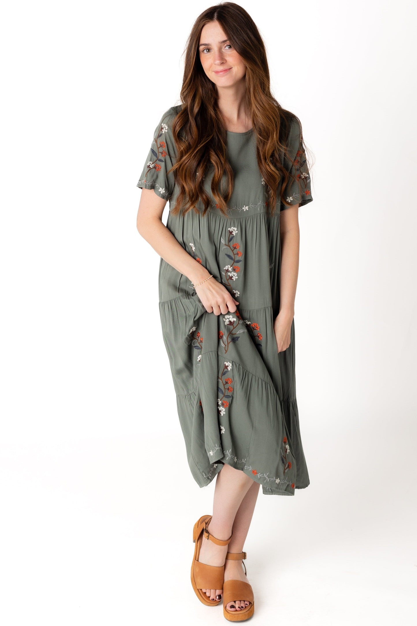 Jade midi dress with embroidered details