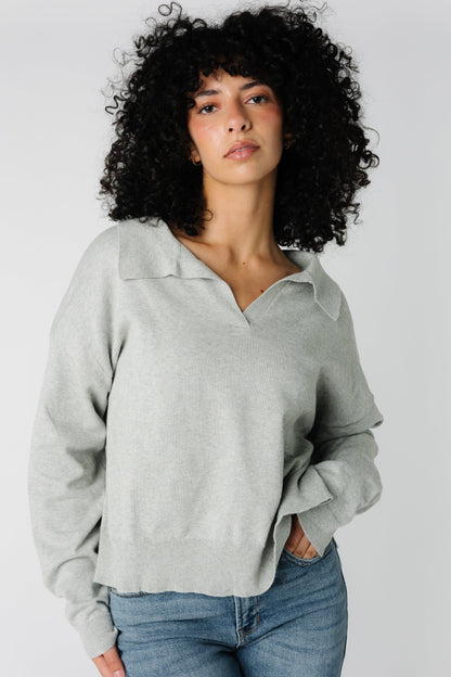 Soft V-neck sweater with long sleeves