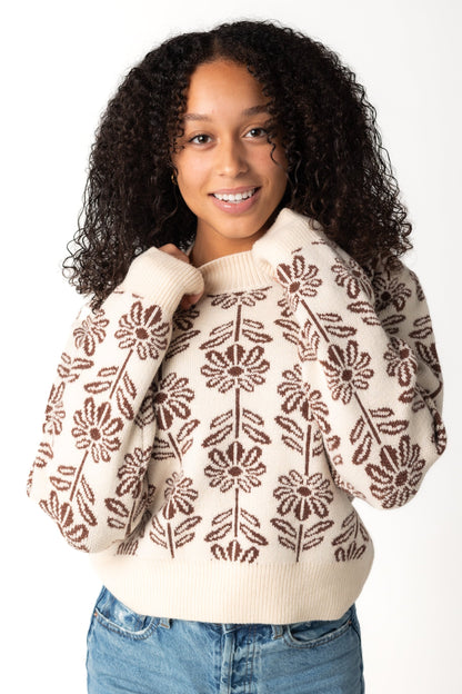 Brown floral sweater with crew neckline and long sleeves