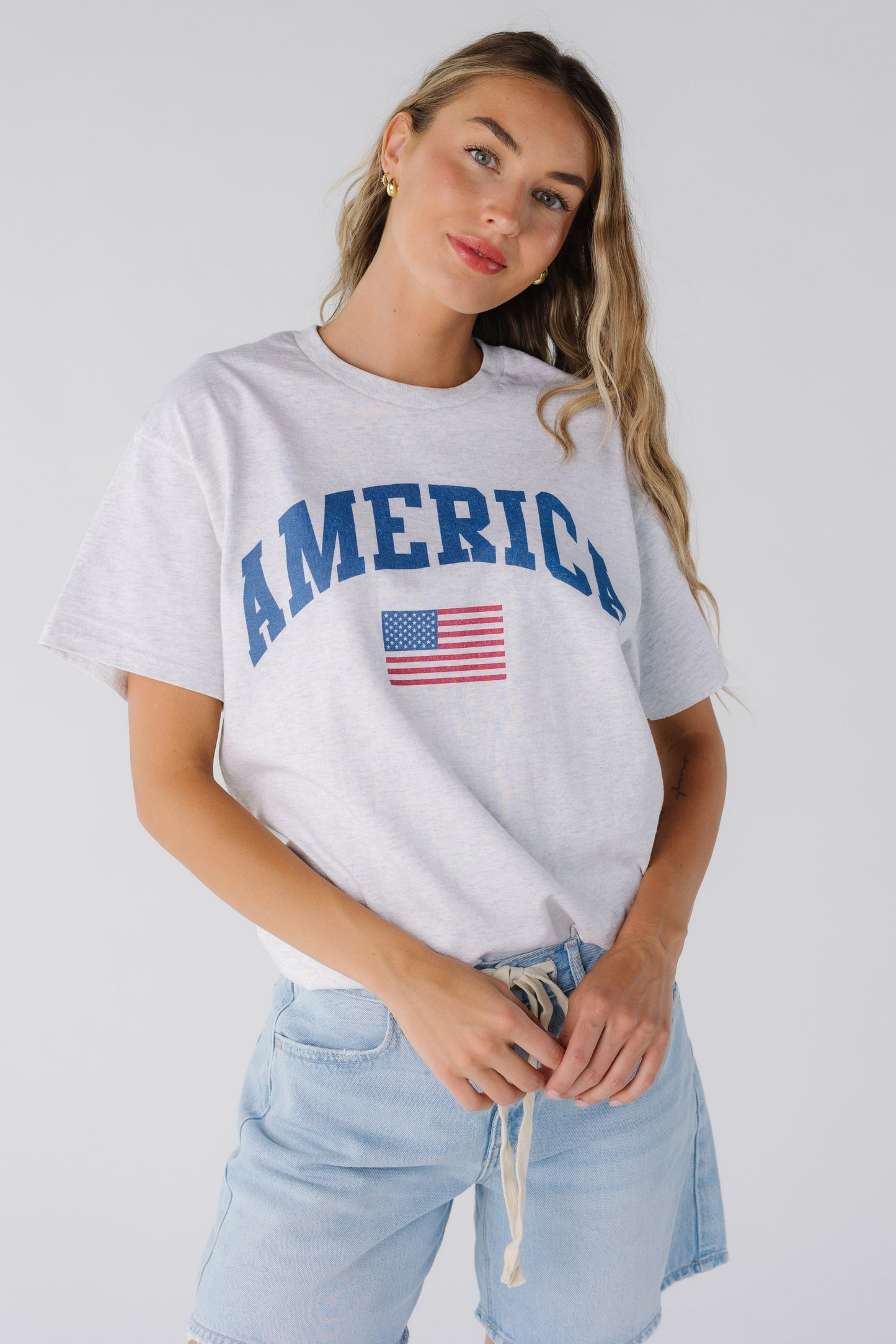 Loose fitting grey graphic tee