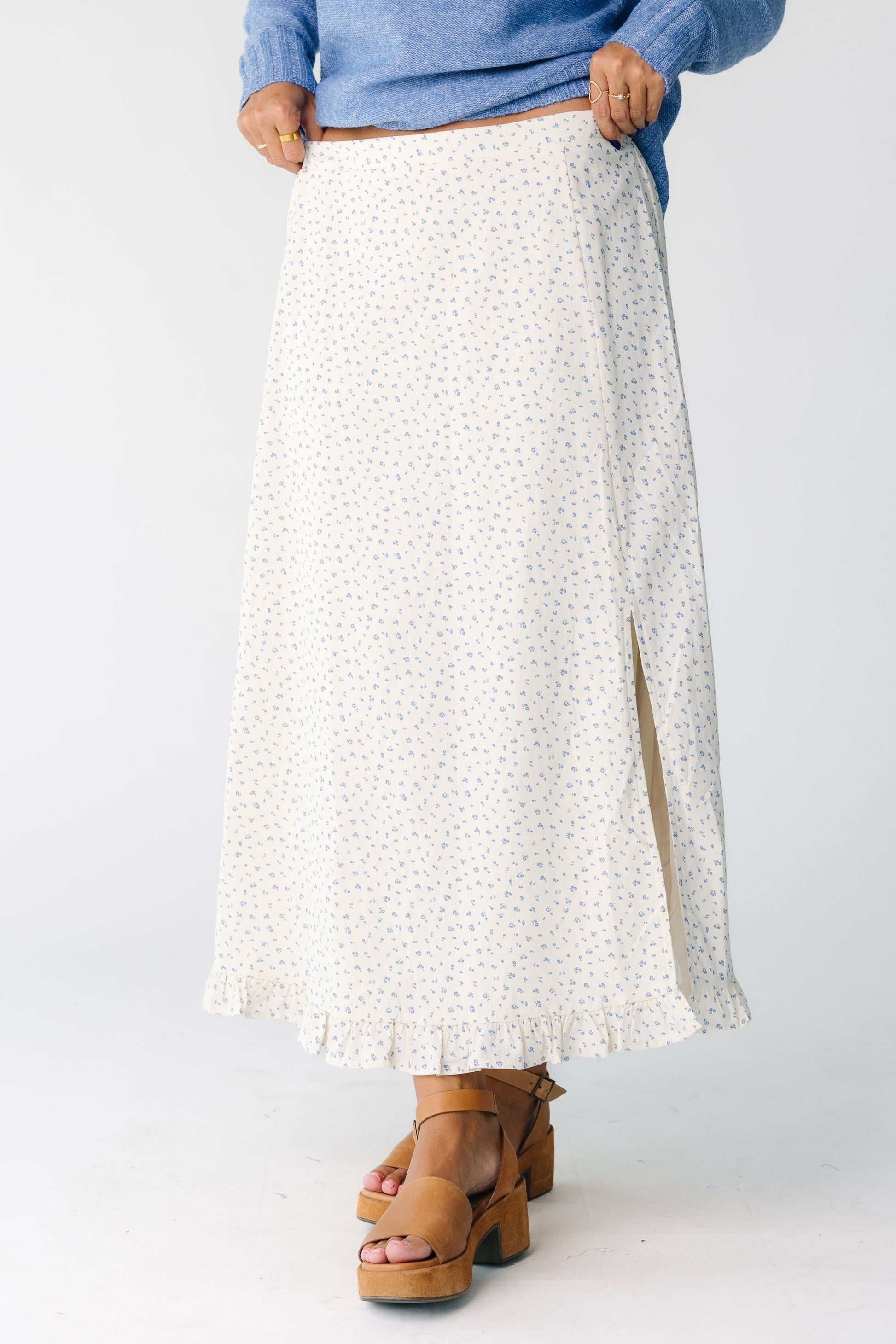 Modest women and teens midi skirt in cream floral