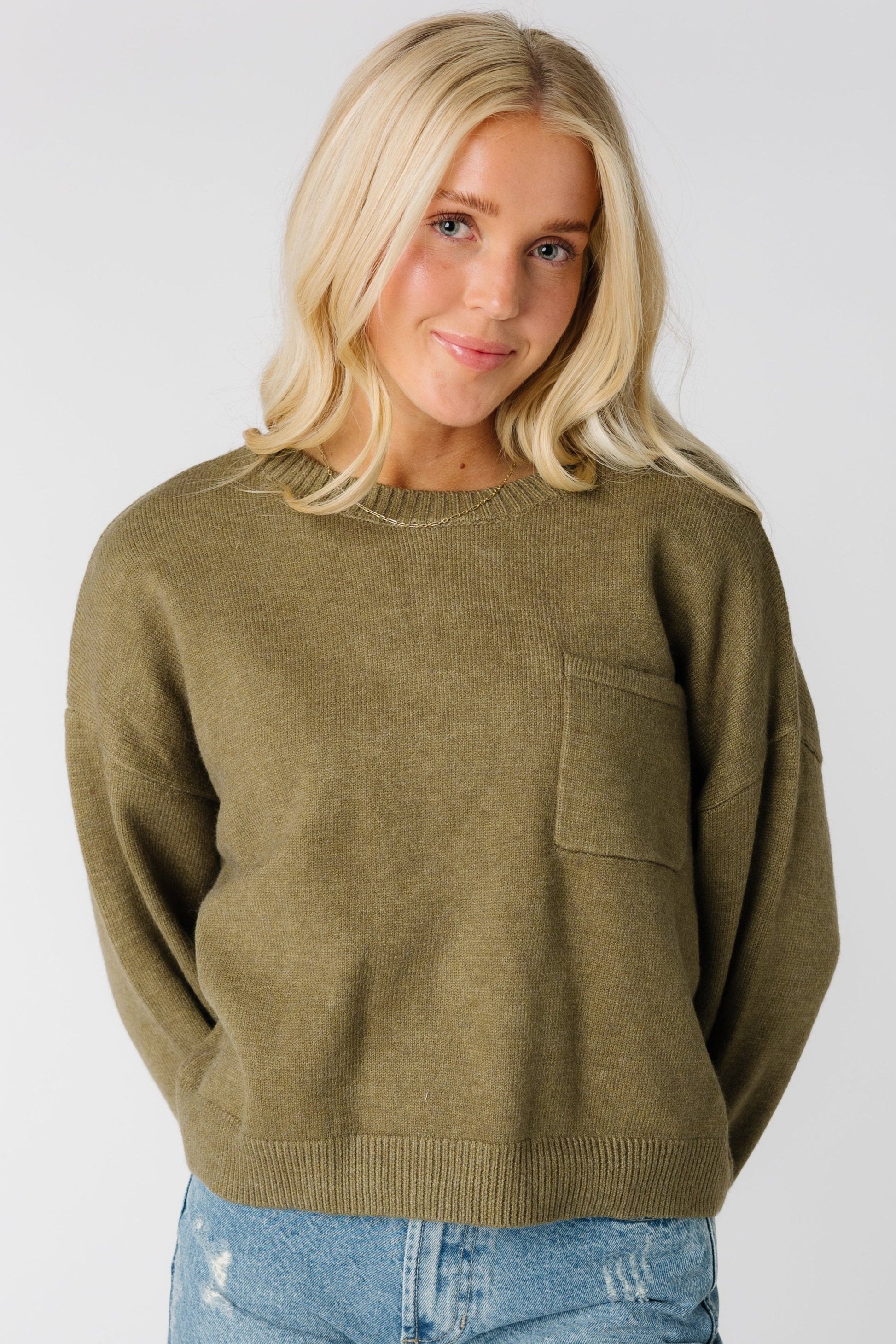 Modest olive single pocket pullover