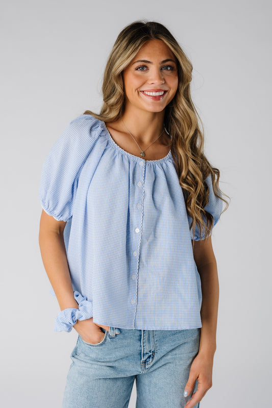 The Scallop Gingham Top WOMEN'S TOP Things Between Baby Blue S 