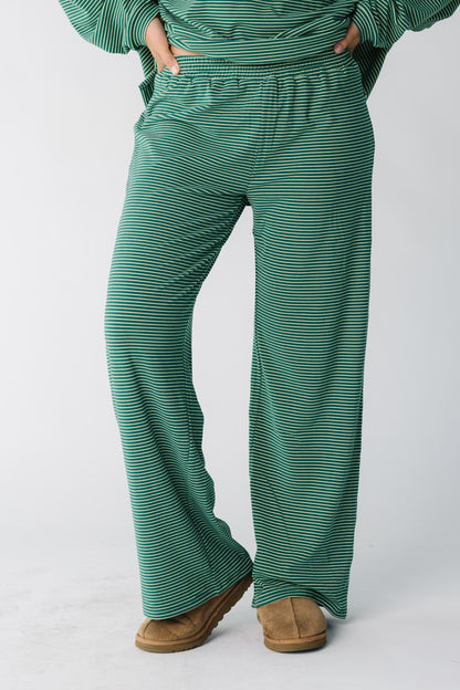 So Soft Lounge Pant - hold WOMEN'S PANTS Things Between Green S 