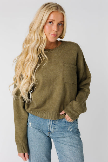 Long sleeve classic sweater in olive