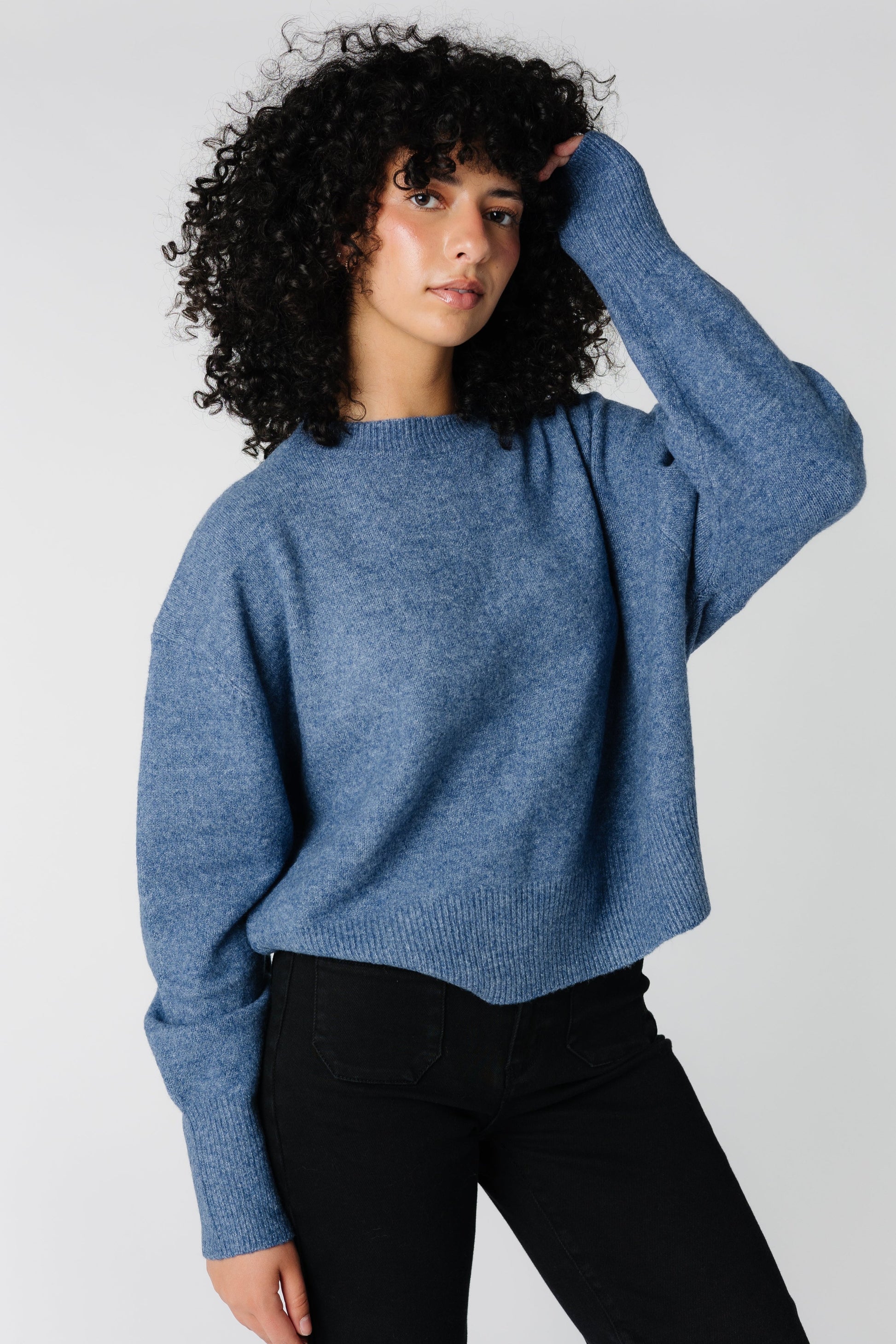 Modest heather blue long sleeve pullover