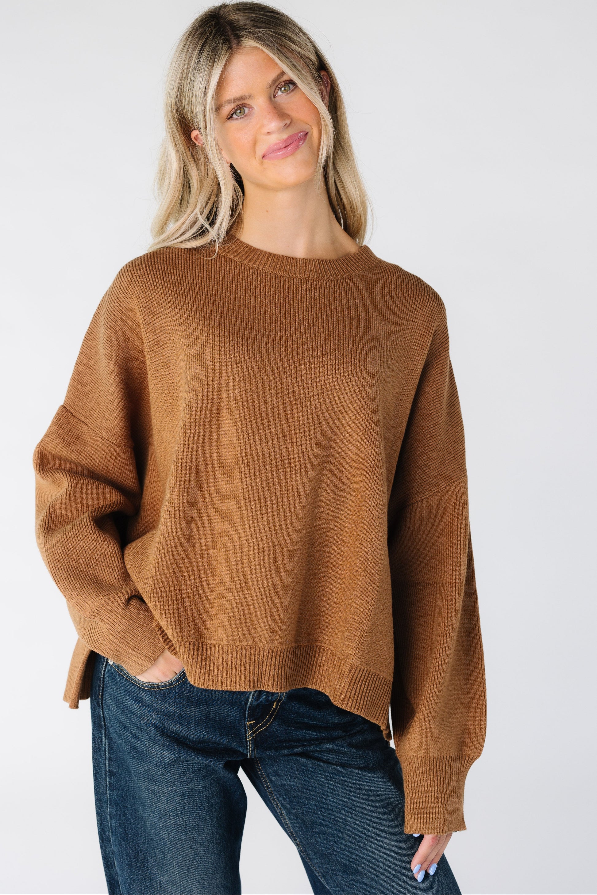 Wendy Pullover Sweater for women in brown