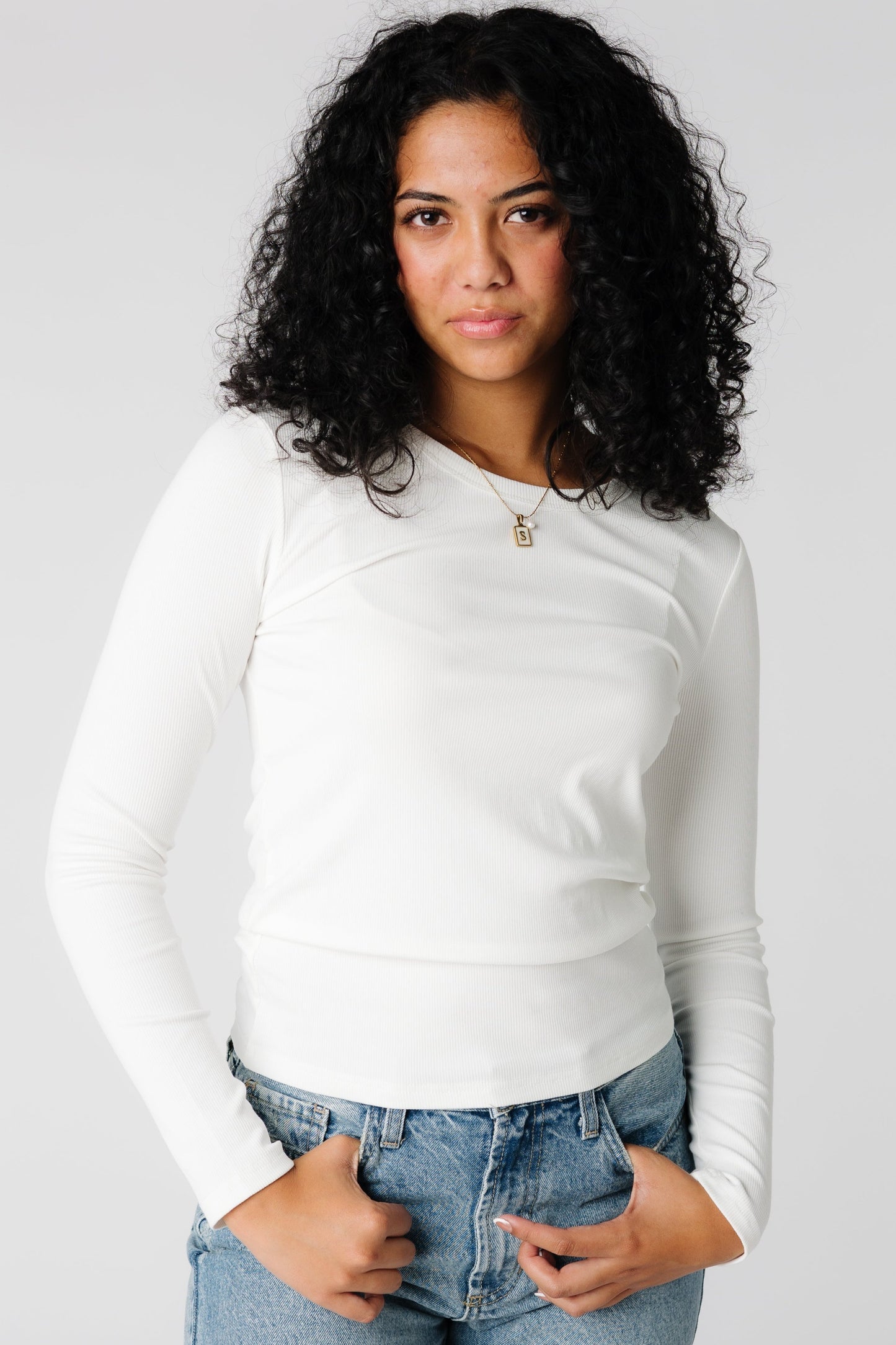 The Mills Top in white with long sleeves