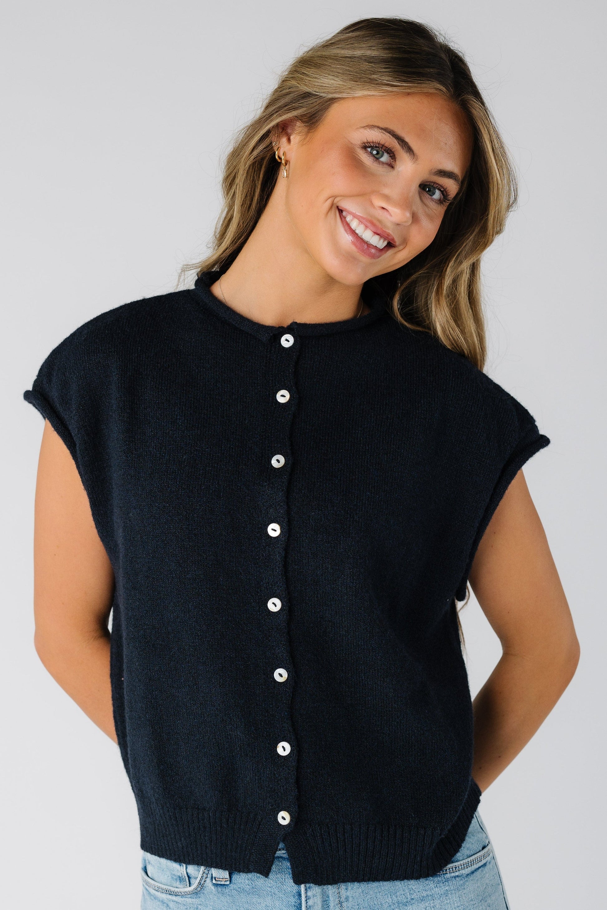 Bonnie Sweater Vest Cardigan WOMEN'S VEST Things Between 