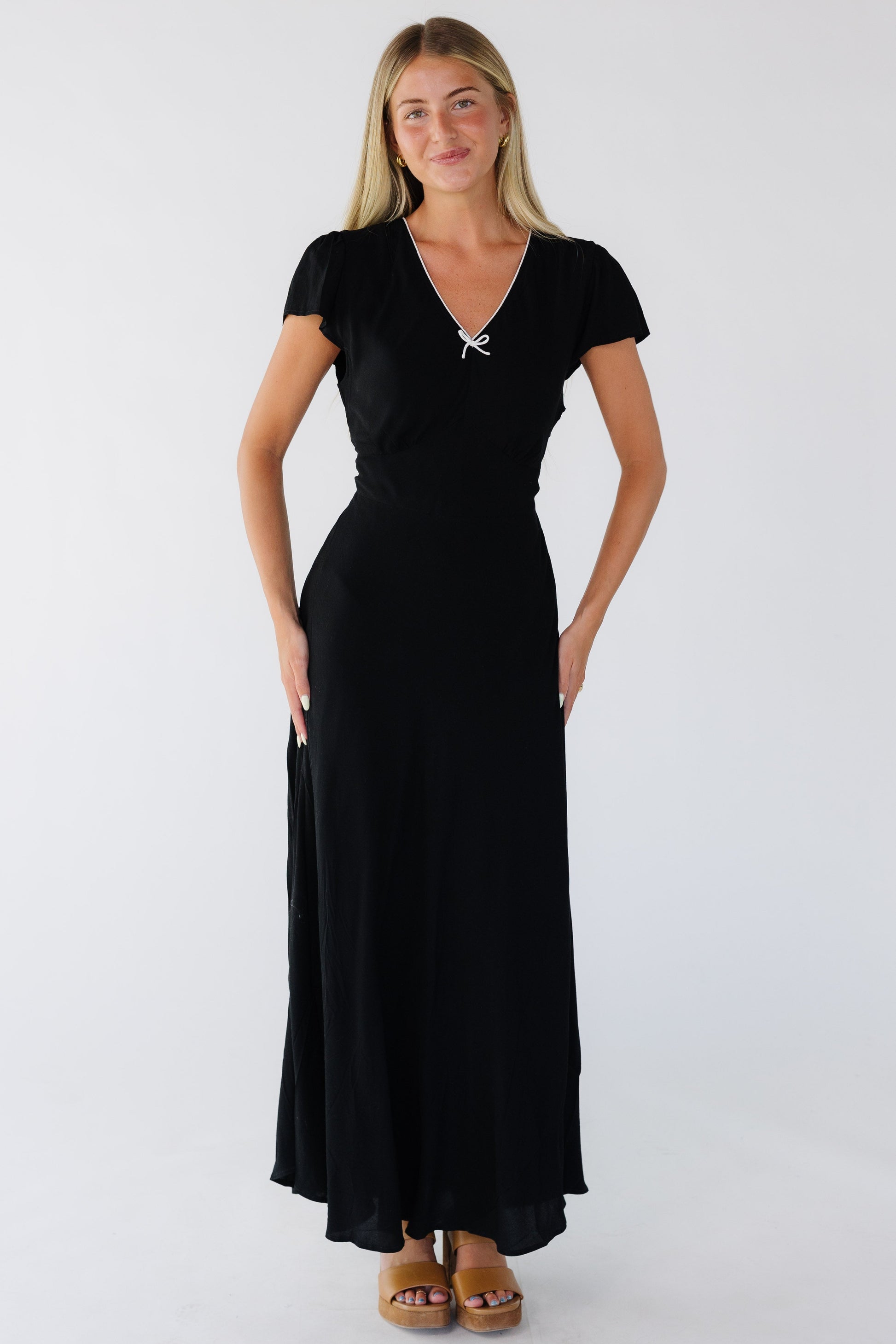 Brass & Roe Modest Veronica Details Dress Black / XL