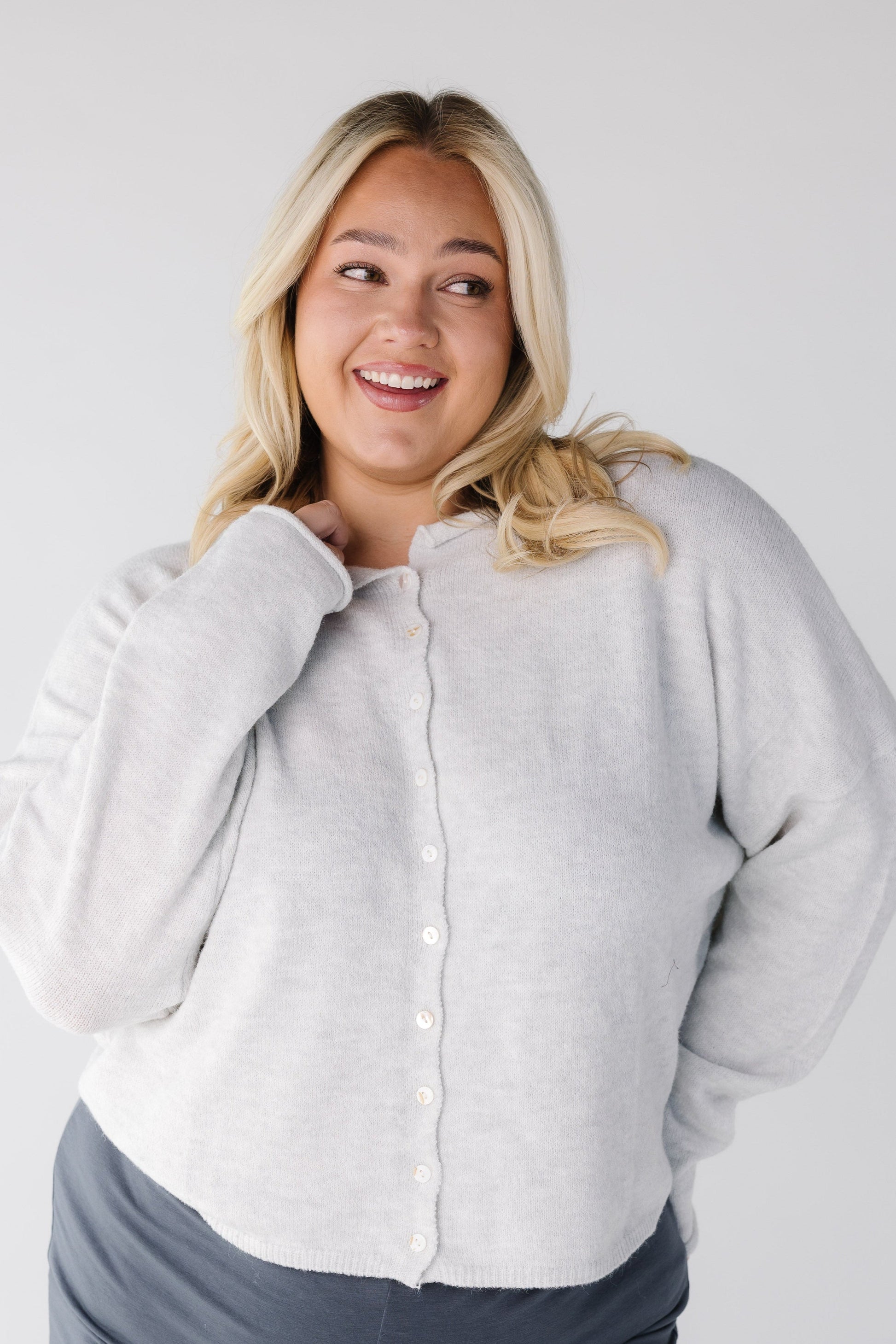 Aria Soft Cardigan WOMEN'S CARDIGAN Things Between 