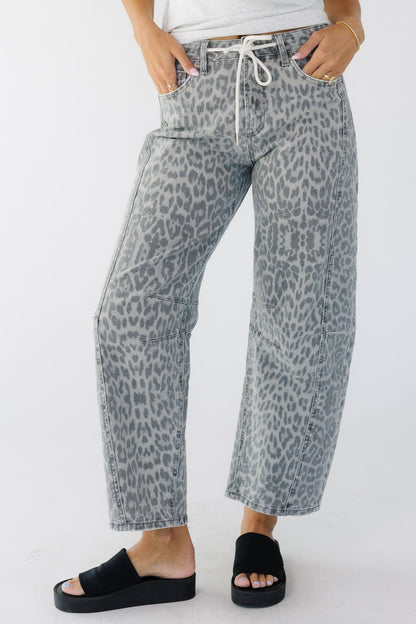 Leopard Barrel Jeans WOMEN'S JEANS Vervet 