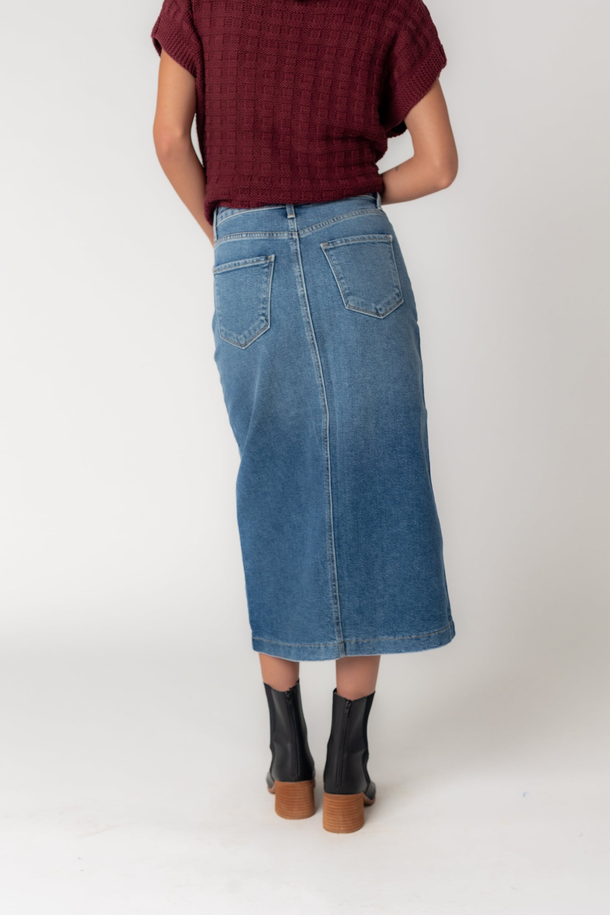 Utility Pocket Midi Skirt WOMEN'S SKIRTS Just Panmaco Inc. 