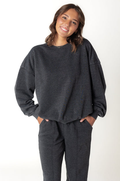 Modest soft black sweat 