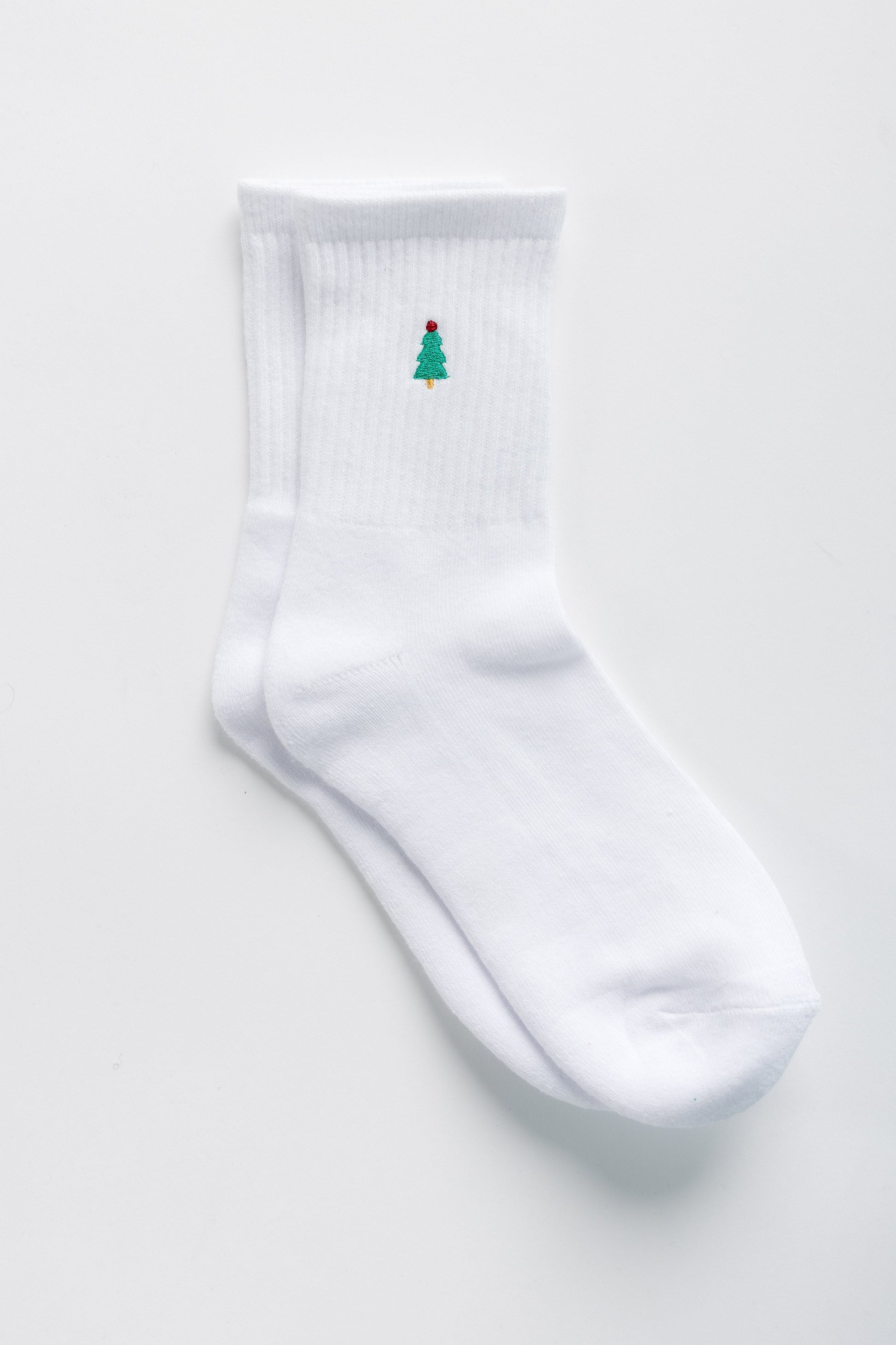 Cove Oh Christmas Tree WOMEN'S SOCKS Cove Accessories 