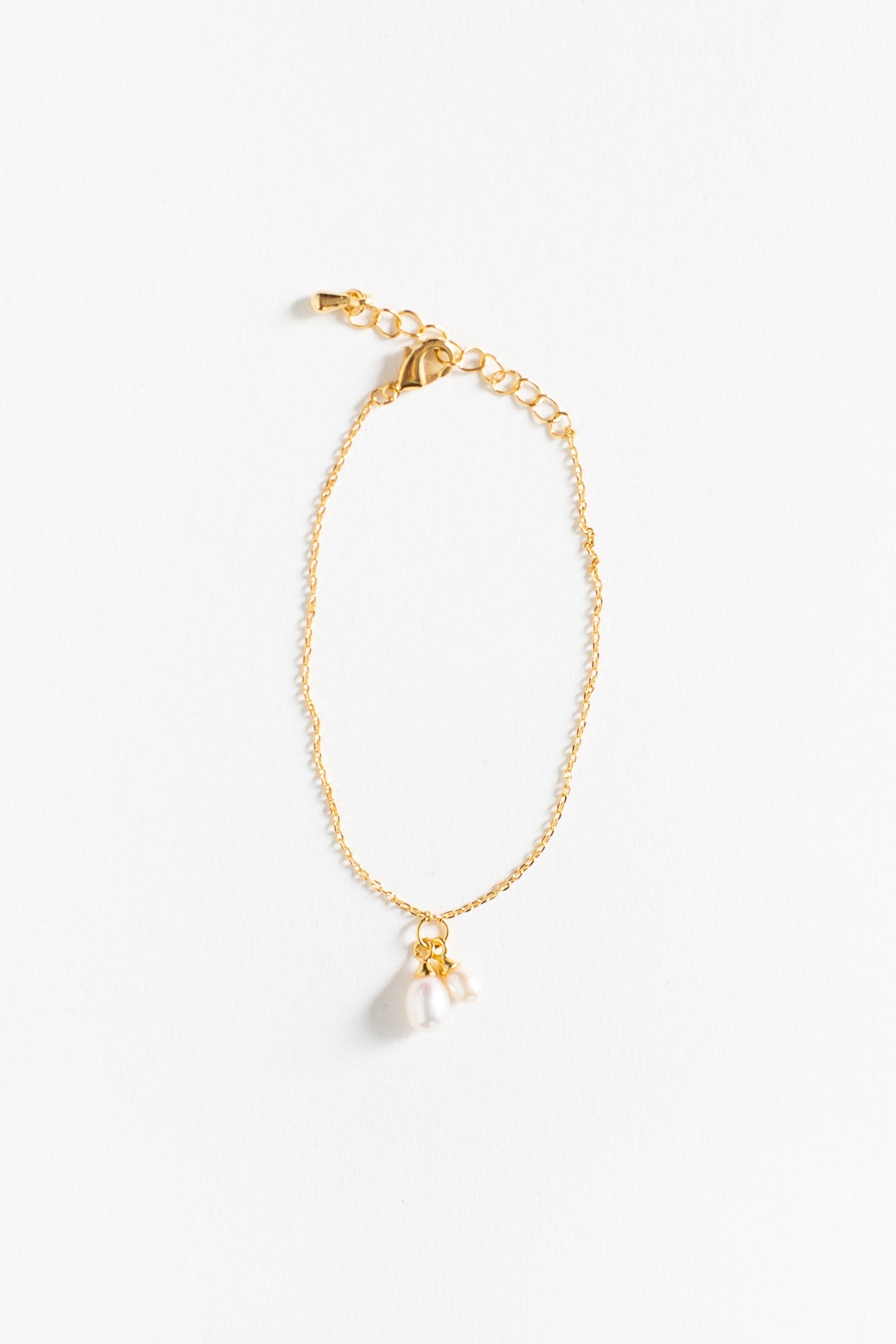 Petite Pearl Bracelet WOMEN'S BRACELET Cove Gold Plated OS 