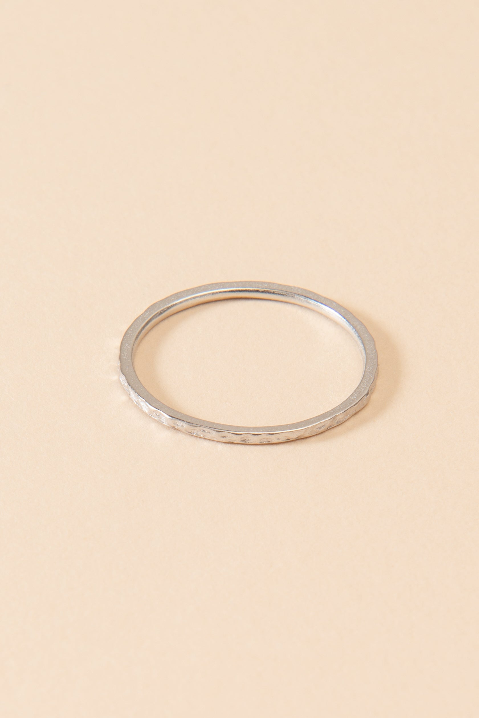 Dainty Single Textured Ring WOMEN'S RING Cove 6 Silver 