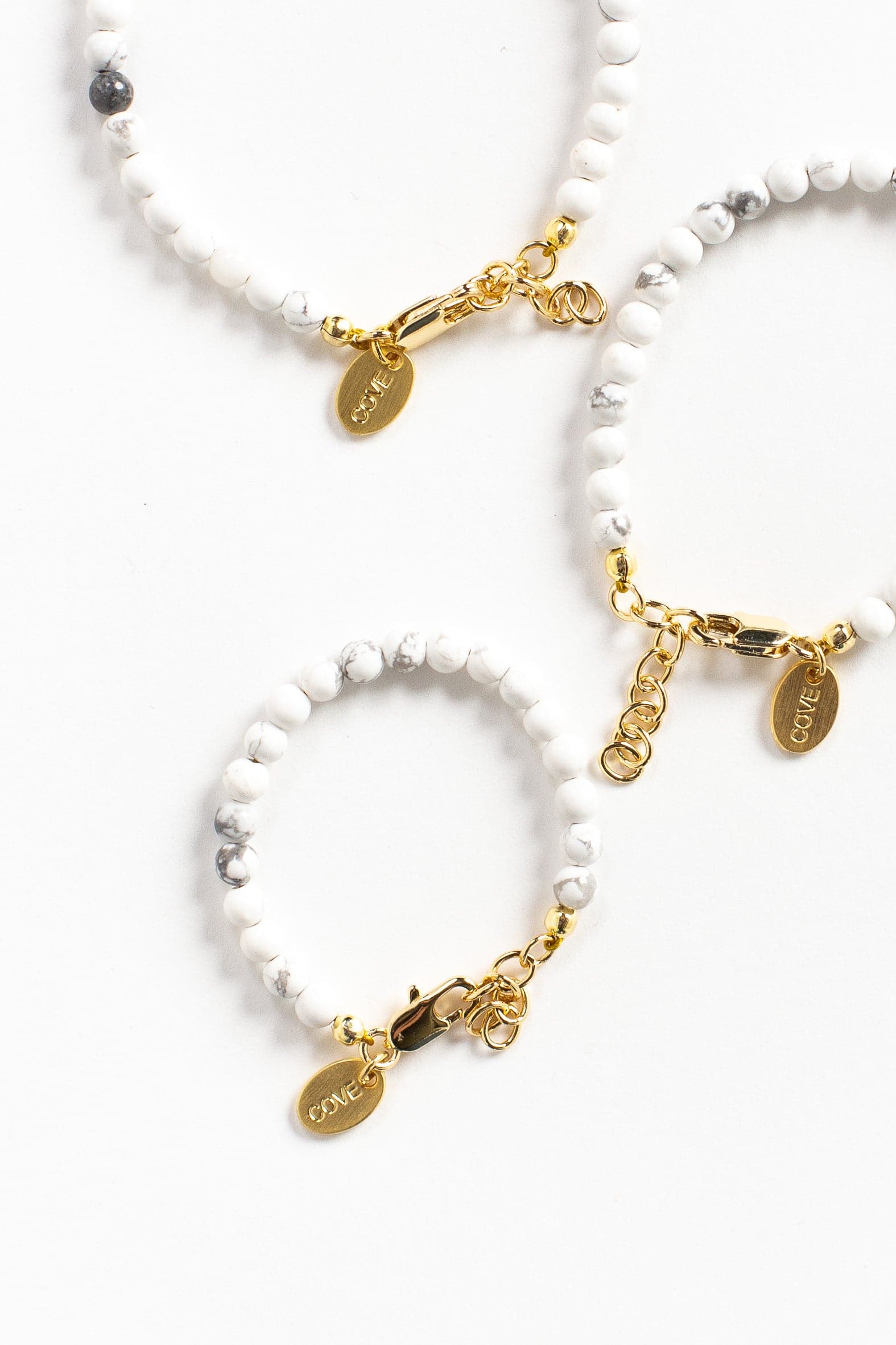 Bracelets with semi-precious stones and gold details – MiMoana